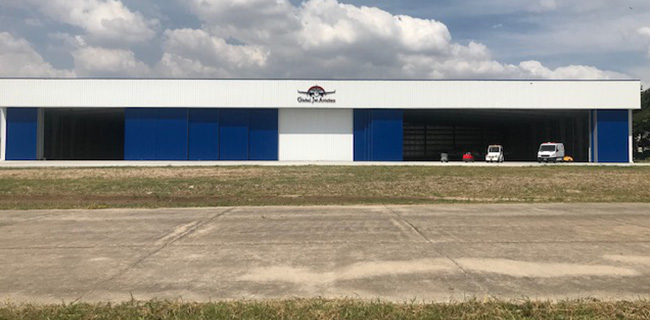 Hangar de Global Jet, exterior 2